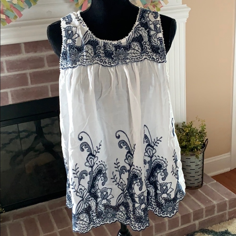 Kori Linen Sleeveless Blouse
